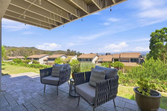 6547 Caminito Catalan, La Jolla, CA 92037