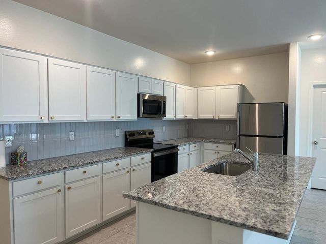 4466 N 100th Drive, Phoenix, AZ 85037