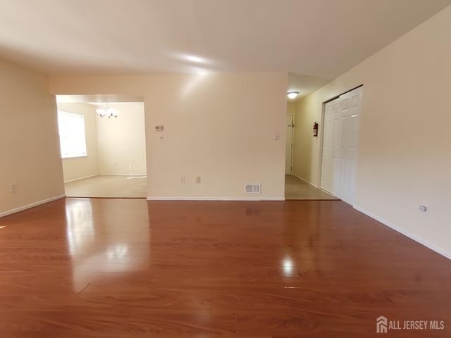 1807 Green Hollow Drive, Iselin, NJ 08830