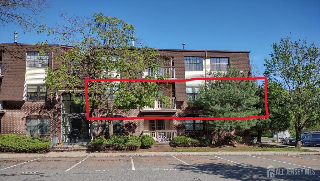 1807 Green Hollow Drive, Iselin, NJ 08830
