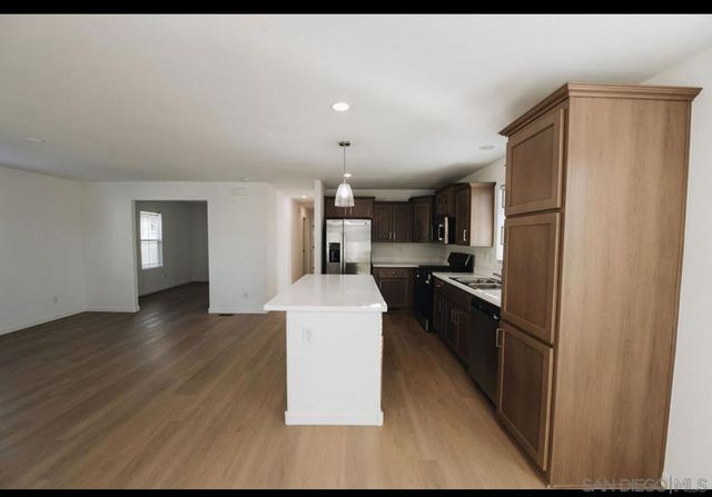 1120 PEPPER DR 73, El Cajon, CA 92021