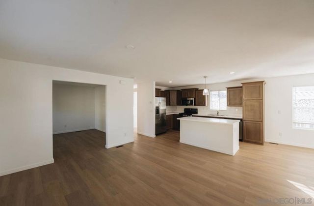 1120 PEPPER DR 73, El Cajon, CA 92021