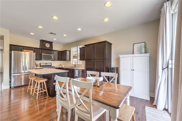 664 Sunrise Lake, Henderson, NV 89002