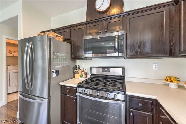 664 Sunrise Lake, Henderson, NV 89002