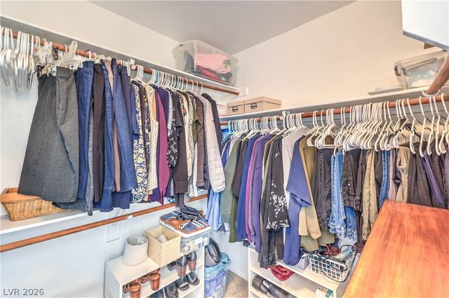 664 Sunrise Lake, Henderson, NV 89002