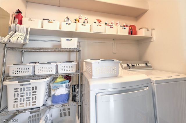 664 Sunrise Lake, Henderson, NV 89002