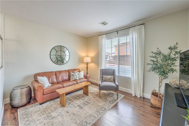 664 Sunrise Lake, Henderson, NV 89002