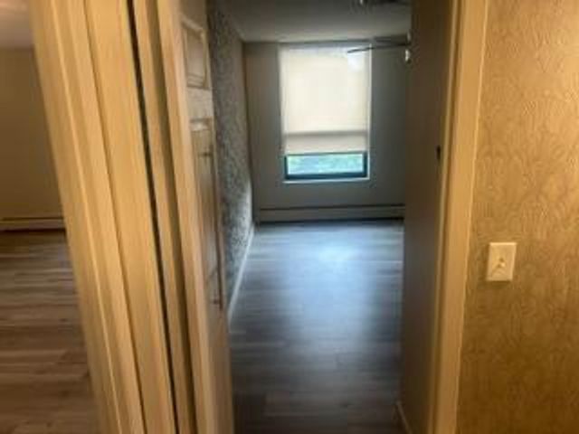 6615 Lake Shore Drive S 314, Richfield, MN 55423