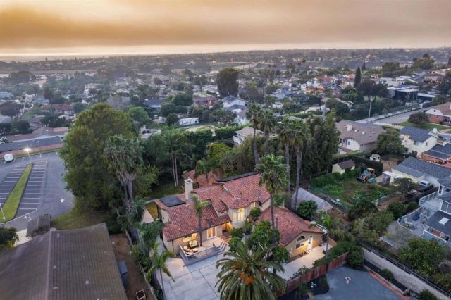 2645 Highland Drive, Carlsbad, CA 92008