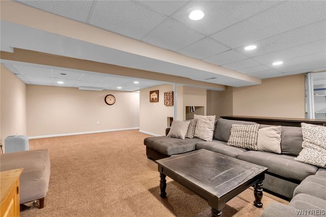 9384 Pinyon Court, Clarence, NY 14032