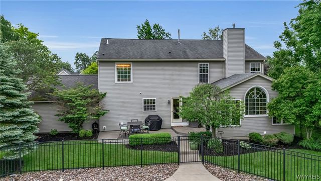 9384 Pinyon Court, Clarence, NY 14032