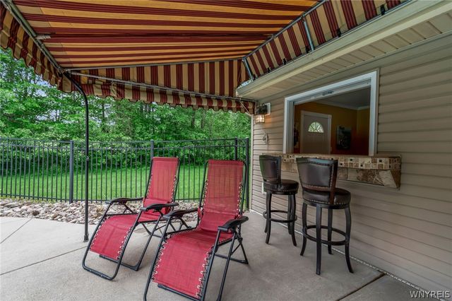 9384 Pinyon Court, Clarence, NY 14032