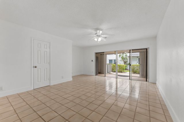 1194 Hillsboro Mile 72, Hillsboro Beach, FL 33062