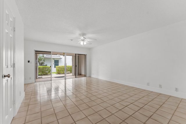1194 Hillsboro Mile 72, Hillsboro Beach, FL 33062