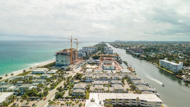 1194 Hillsboro Mile 72, Hillsboro Beach, FL 33062