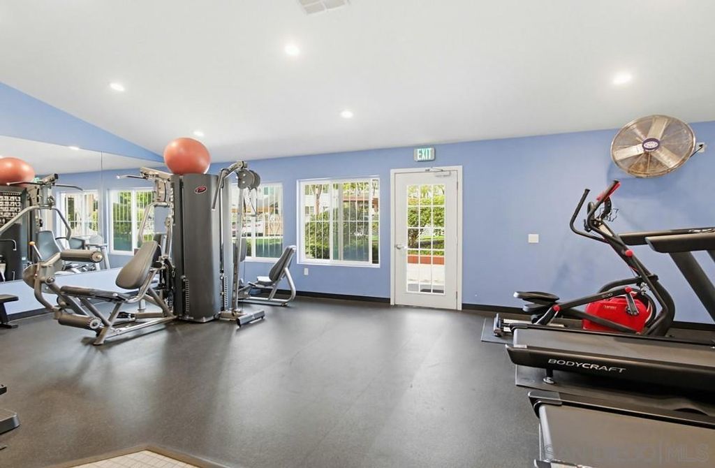 Image 38 of property listing at 13317 Caminito Ciera 152, San Diego, CA 92129