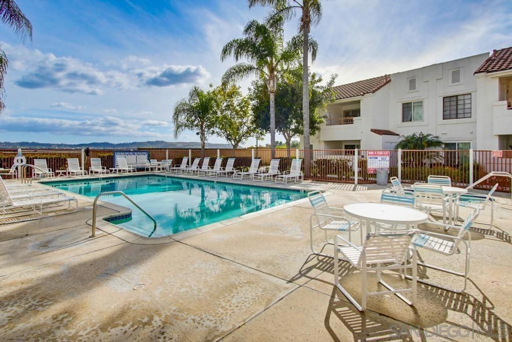 Image 41 of property listing at 13317 Caminito Ciera 152, San Diego, CA 92129