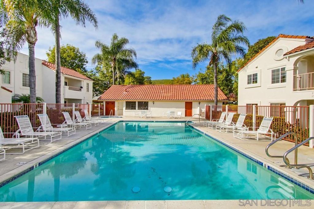 Image 45 of property listing at 13317 Caminito Ciera 152, San Diego, CA 92129