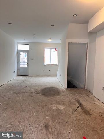 1328 N MARSTON ST, Philadelphia, PA 19121