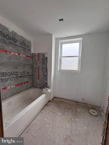 1328 N MARSTON ST, Philadelphia, PA 19121