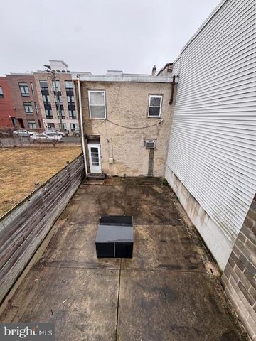 1328 N MARSTON ST, Philadelphia, PA 19121