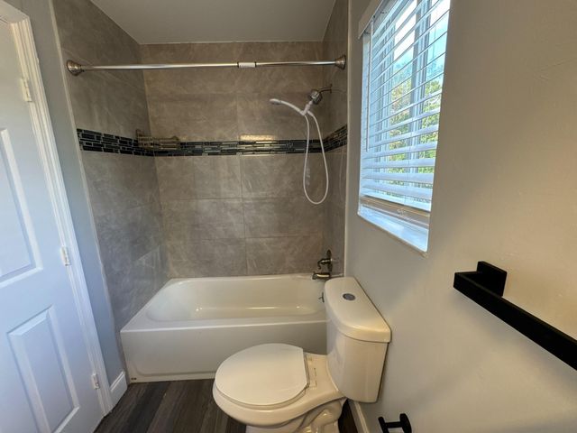 5516 NW 22nd St 5516, Lauderhill, FL 33313