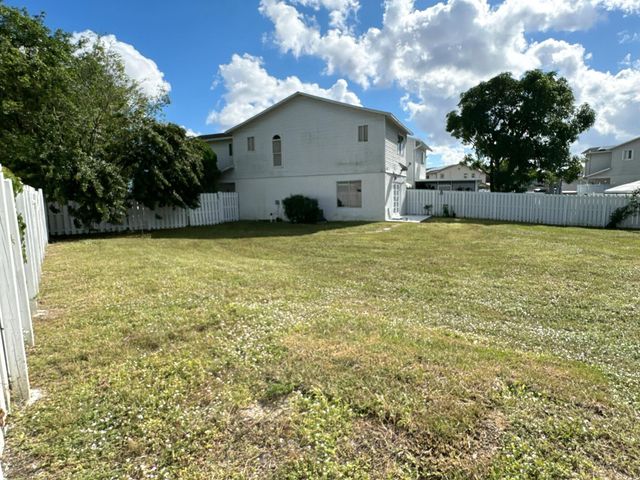 5516 NW 22nd St 5516, Lauderhill, FL 33313