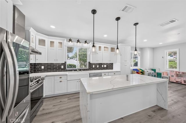 15 E Alegria, Sierra Madre, CA 91024