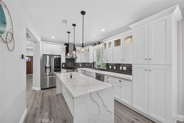 15 E Alegria, Sierra Madre, CA 91024
