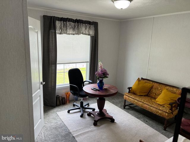 711 N HUCKLEBERRY AVE, Bear, DE 19701