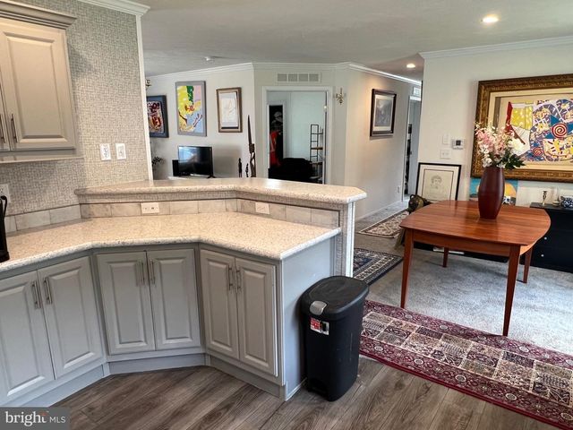 711 N HUCKLEBERRY AVE, Bear, DE 19701