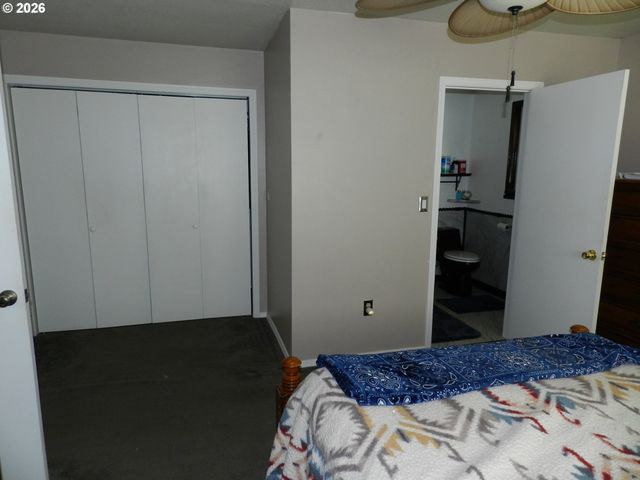 1715 ELM St, Forest Grove, OR 97116