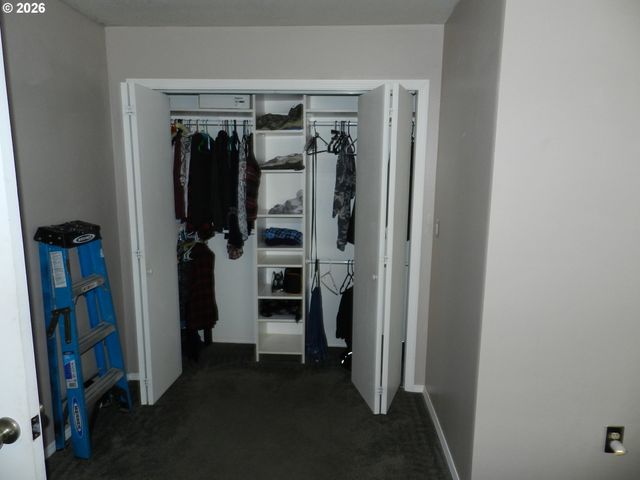 1715 ELM St, Forest Grove, OR 97116