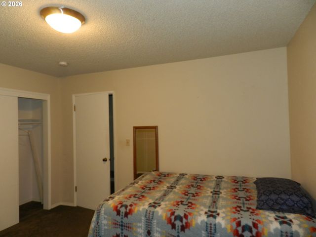 1715 ELM St, Forest Grove, OR 97116