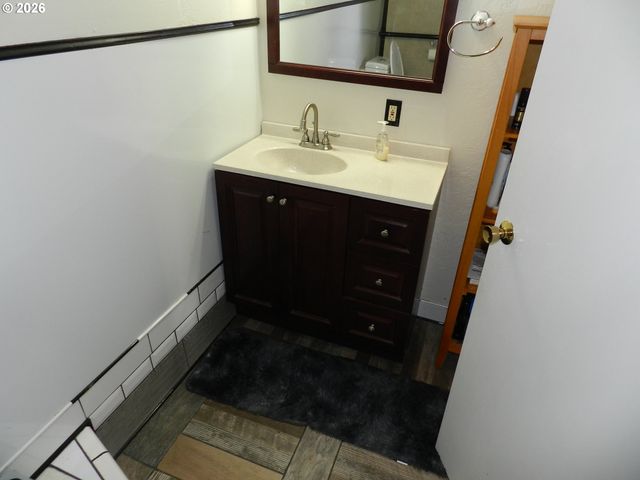 1715 ELM St, Forest Grove, OR 97116