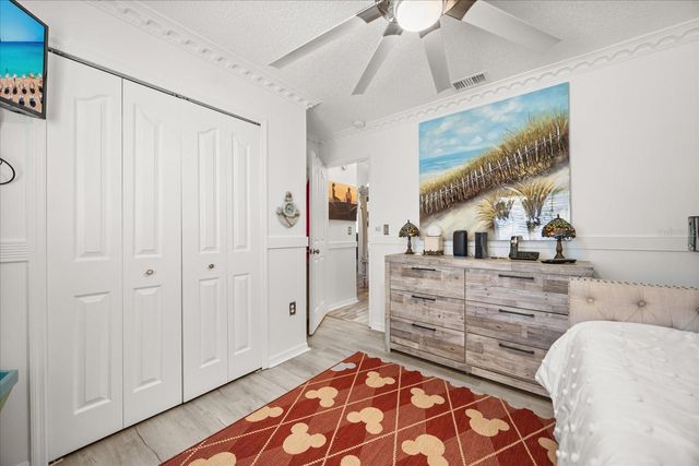 5501 LOMA VISTA DRIVE E, Davenport, FL 33896