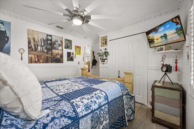 5501 LOMA VISTA DRIVE E, Davenport, FL 33896