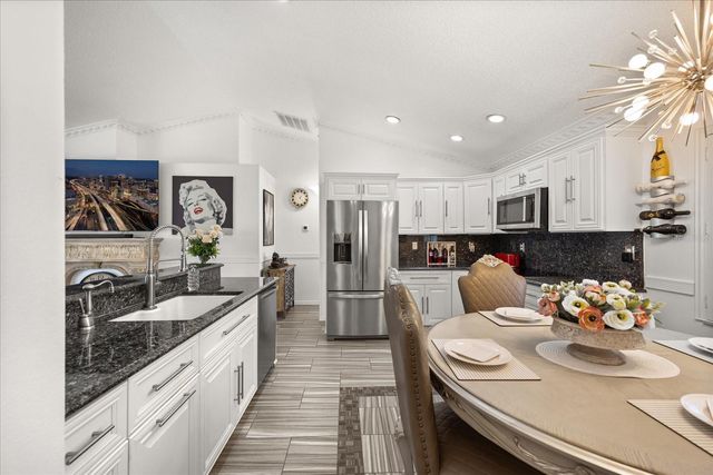 5501 LOMA VISTA DRIVE E, Davenport, FL 33896