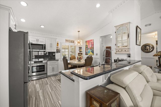 5501 LOMA VISTA DRIVE E, Davenport, FL 33896