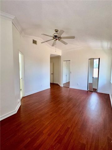 7470 NW 1st Place, Plantation, FL 33317