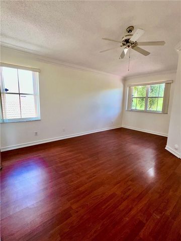7470 NW 1st Place, Plantation, FL 33317