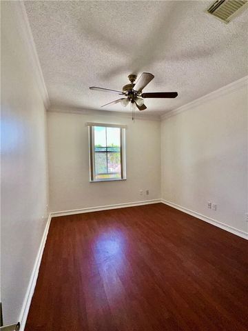 7470 NW 1st Place, Plantation, FL 33317