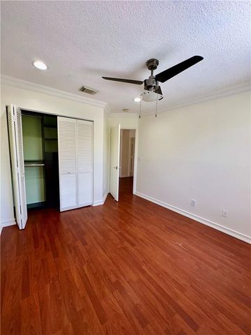 7470 NW 1st Place, Plantation, FL 33317