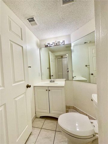 7470 NW 1st Place, Plantation, FL 33317