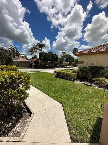 7470 NW 1st Place, Plantation, FL 33317