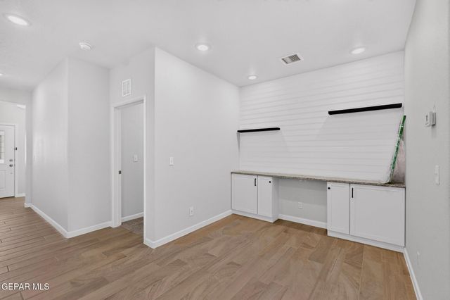 6476 Harapon Street, El Paso, TX 79932