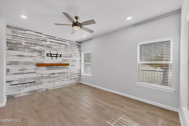 6476 Harapon Street, El Paso, TX 79932