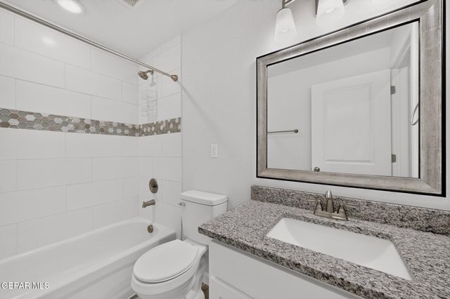 6476 Harapon Street, El Paso, TX 79932