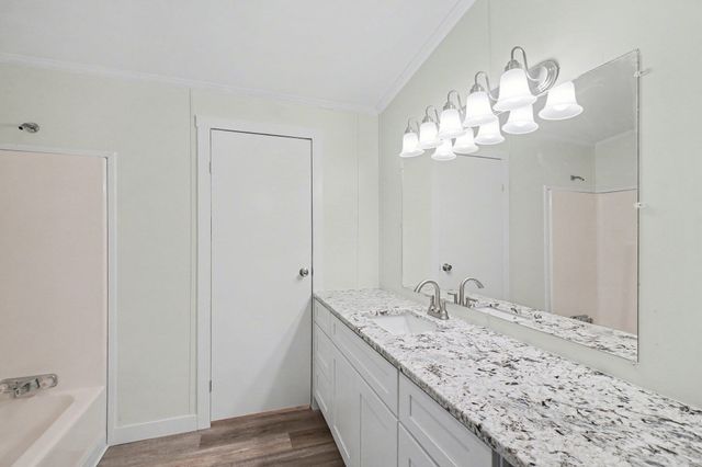 31210 42nd Avenue, Almena Twp, MI 49079