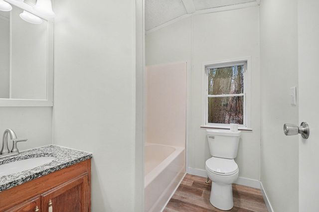 31210 42nd Avenue, Almena Twp, MI 49079